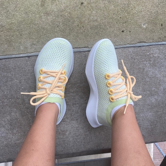 ALLBIRDS Tree Dasher / Gaia (White Sole) / Size 6 - Picture 2 of 6